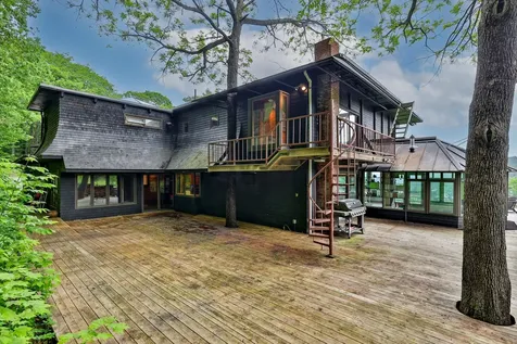 465 Pennell Road Chester VT 05143