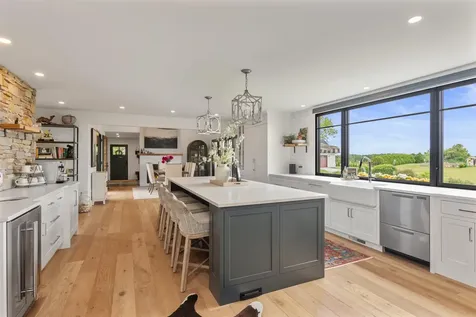 1549 Hinesburg Road South Burlington VT 05403