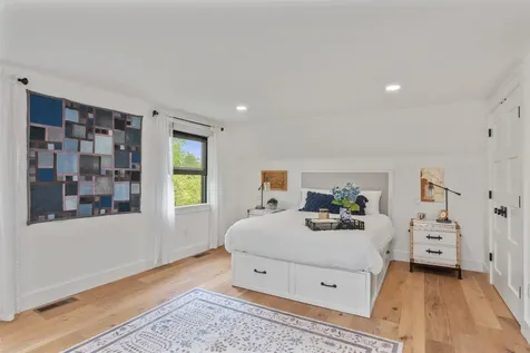 1549 Hinesburg Road South Burlington VT 05403