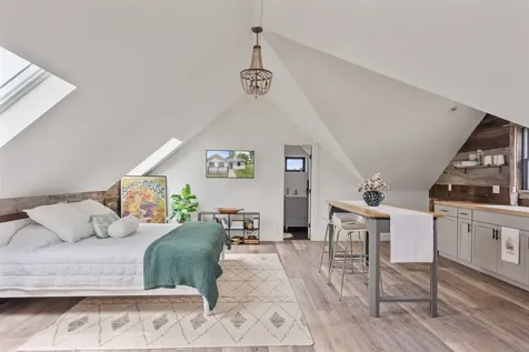 1549 Hinesburg Road South Burlington VT 05403