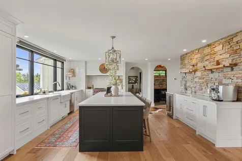 1549 Hinesburg Road South Burlington VT 05403
