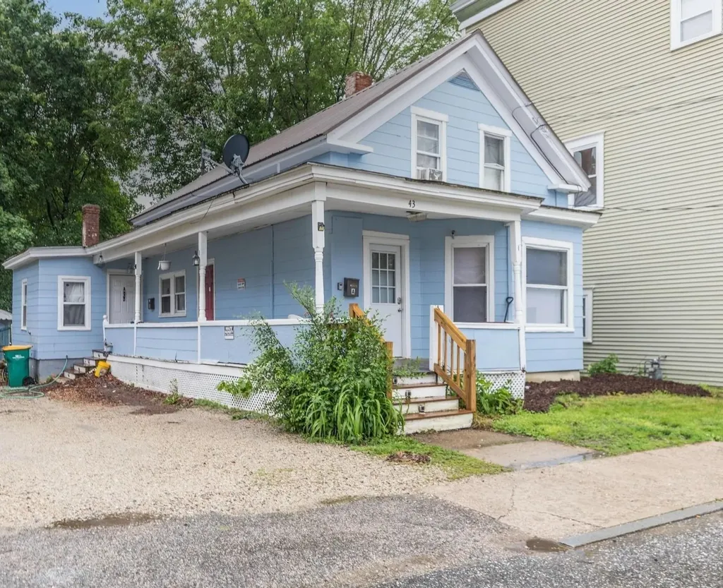 43ab River Street Rochester NH 03867