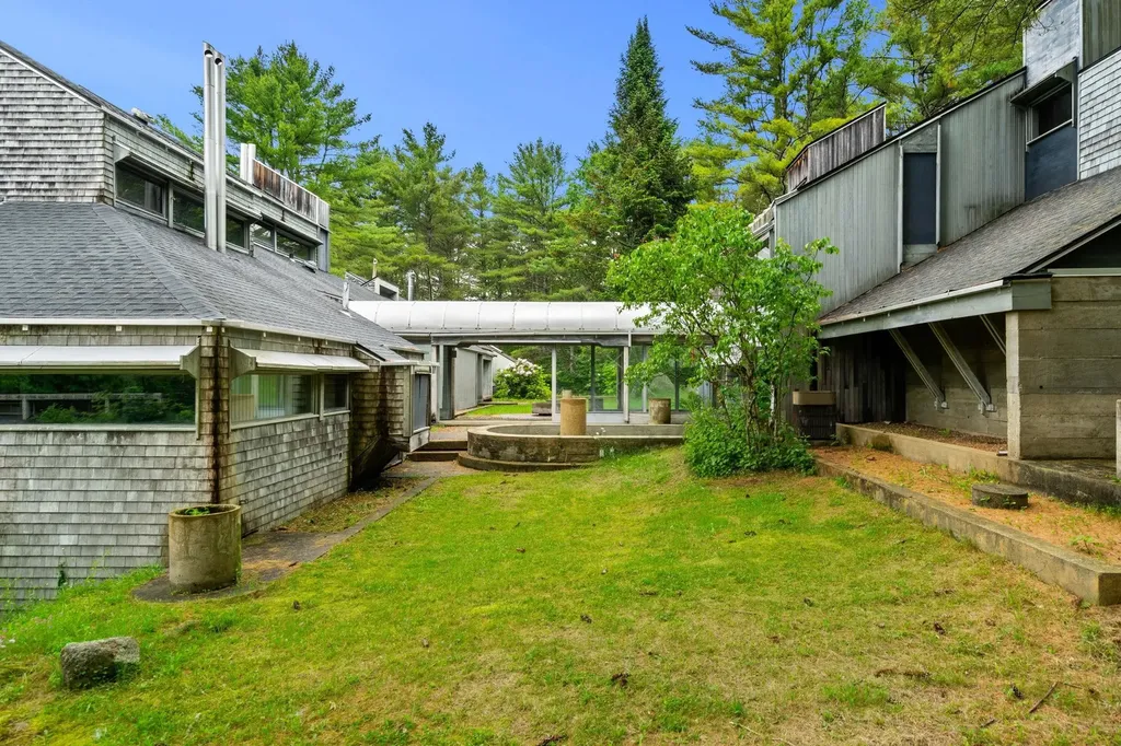 435 & 437 Avery Hill Road Alton NH 03809