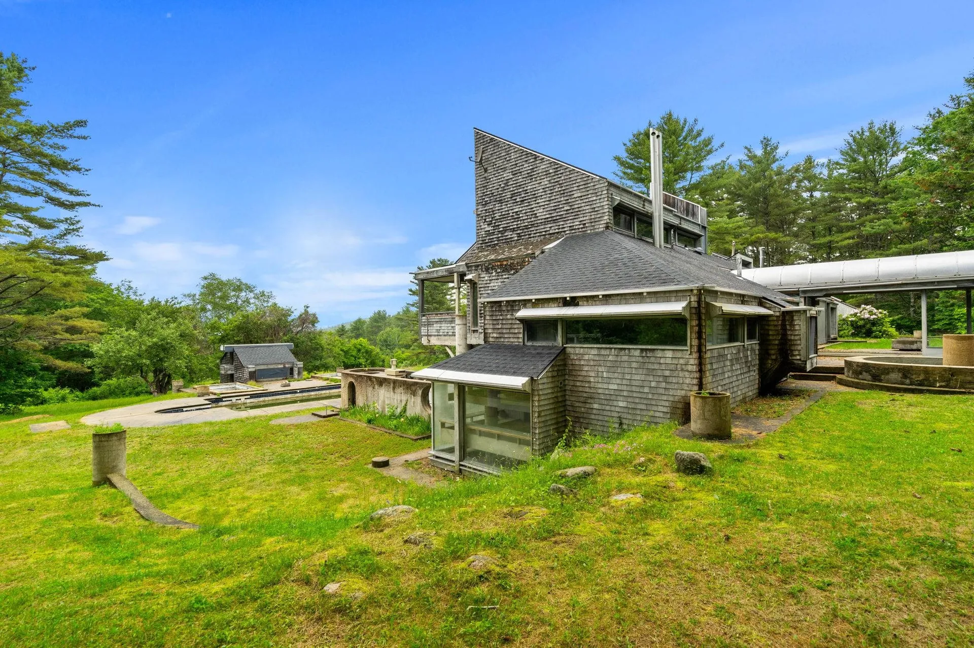 435 & 437 Avery Hill Road Alton NH 03809