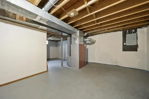 96 E Side Drive Concord NH 03301