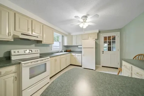 96 E Side Drive Concord NH 03301