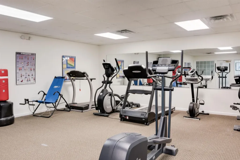118 Secretariat Way Rochester NH 03867