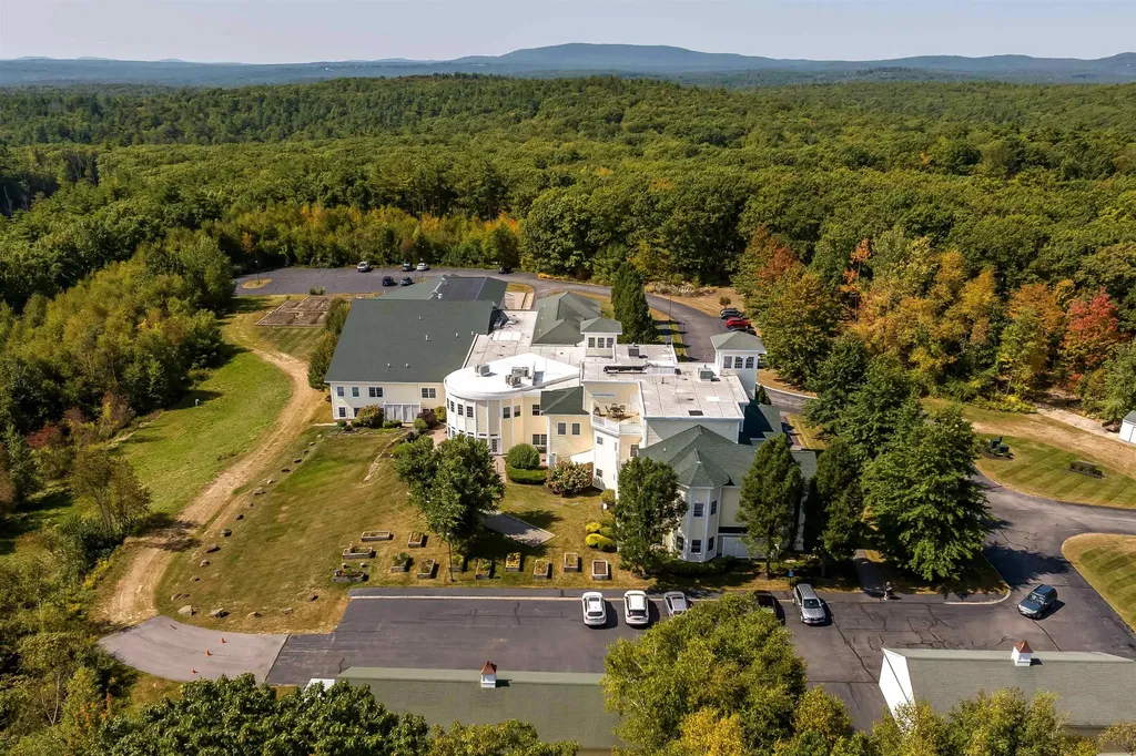 118 Secretariat Way Rochester NH 03867