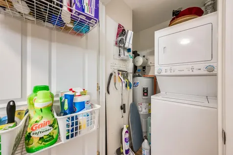 118 Secretariat Way Rochester NH 03867