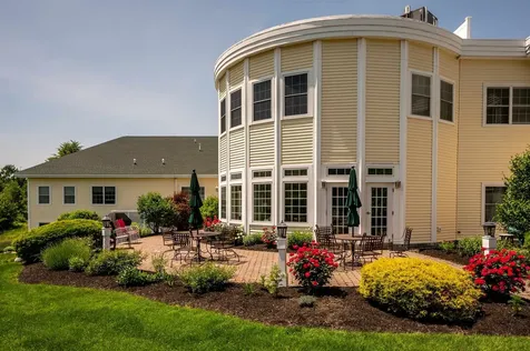 118 Secretariat Way Rochester NH 03867