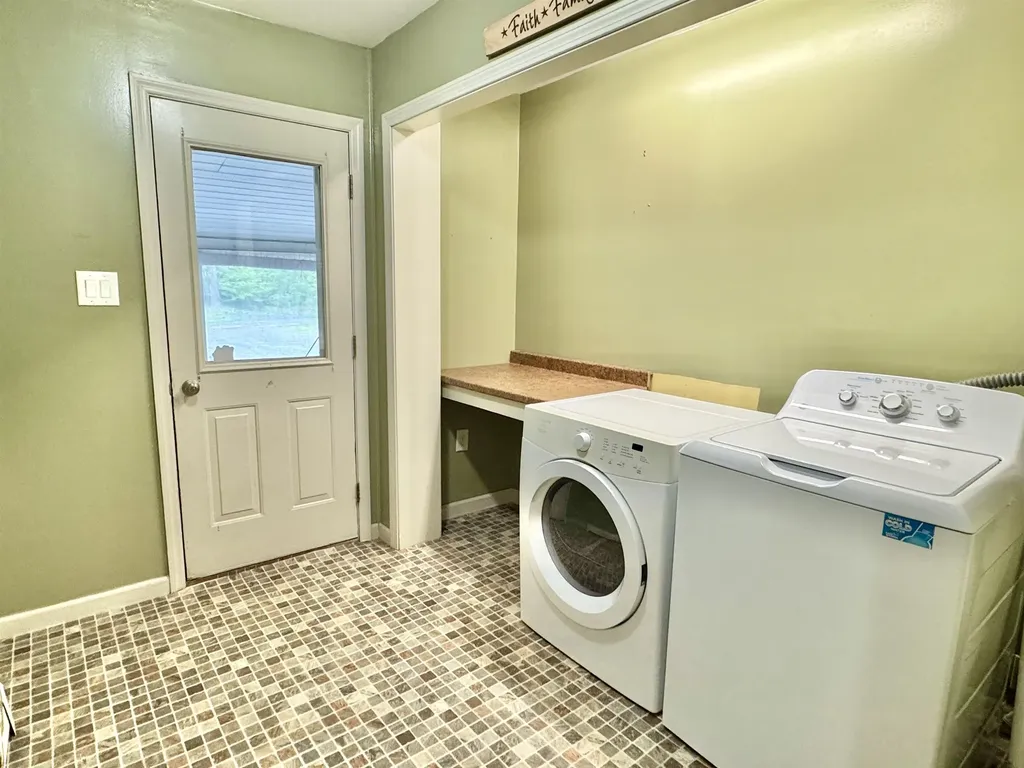 1905 Fairground Road Bradford VT 05033