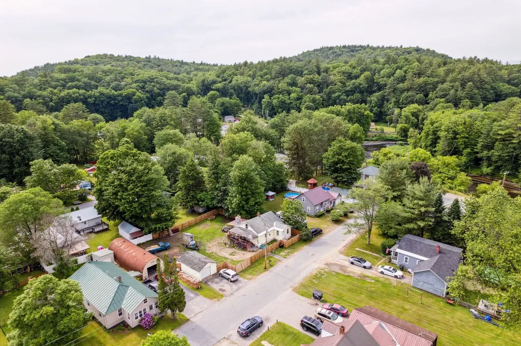 11 Providence Avenue Claremont NH 03743