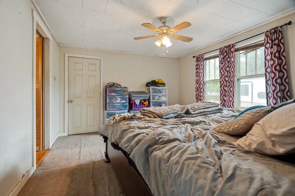 11 Providence Avenue Claremont NH 03743