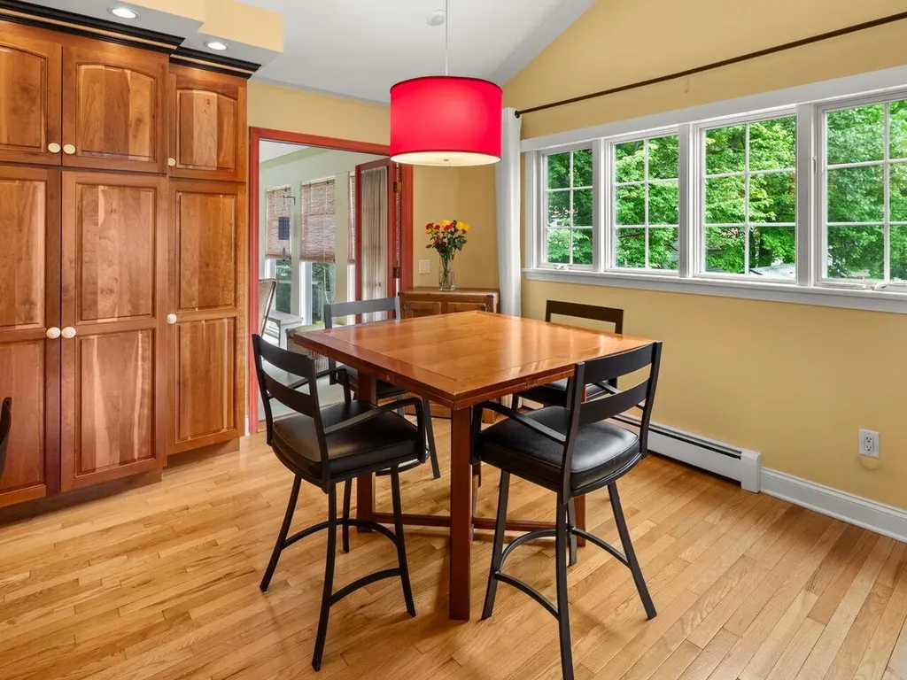 63 Robin Road Colchester VT 05446