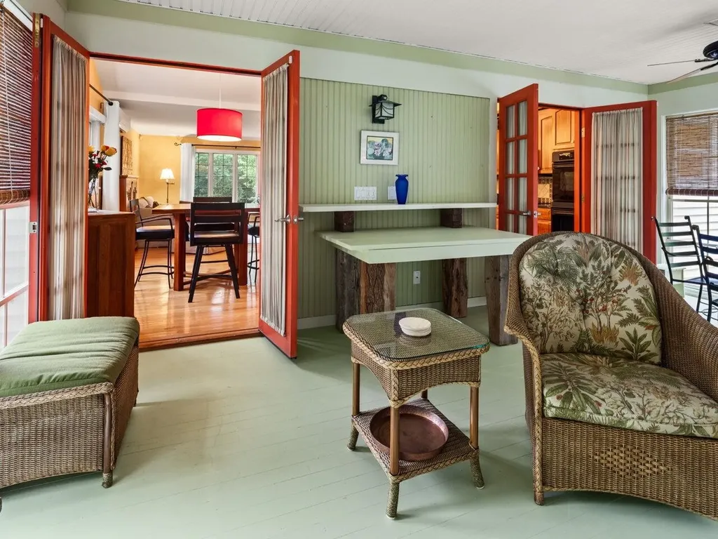 63 Robin Road Colchester VT 05446