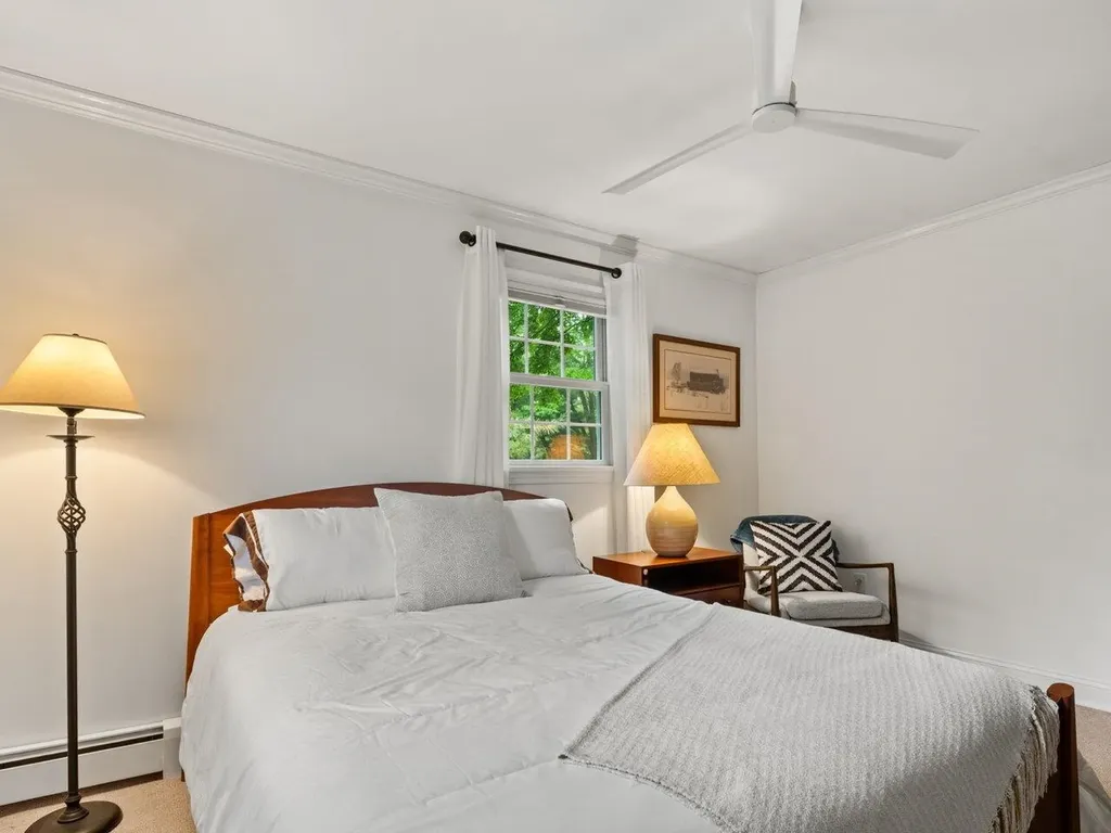 63 Robin Road Colchester VT 05446