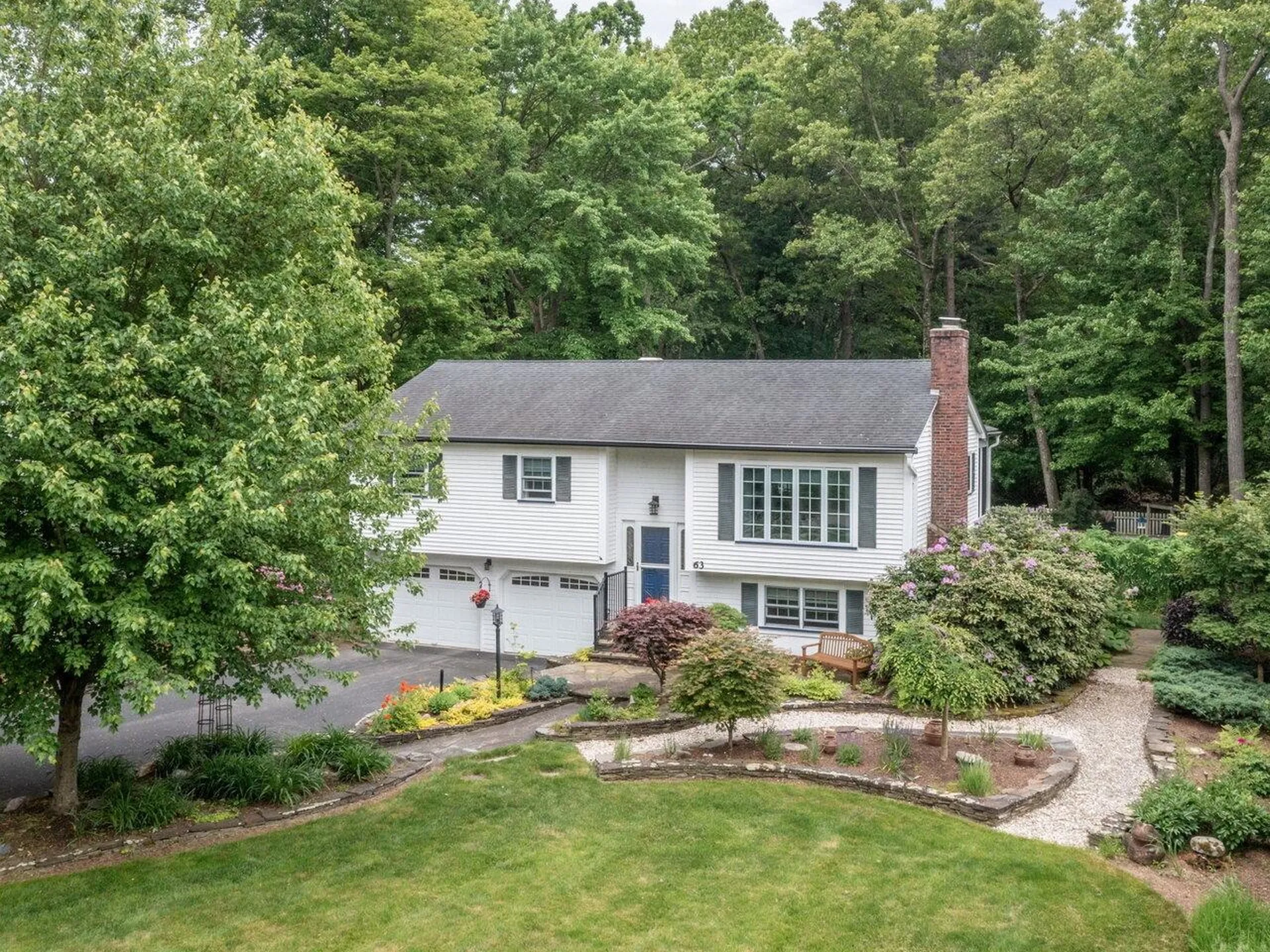 63 Robin Road Colchester VT 05446