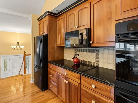 63 Robin Road Colchester VT 05446