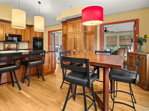 63 Robin Road Colchester VT 05446