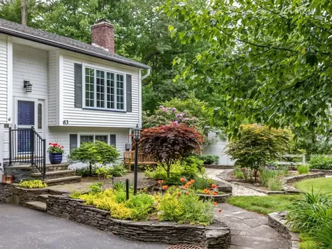 63 Robin Road Colchester VT 05446