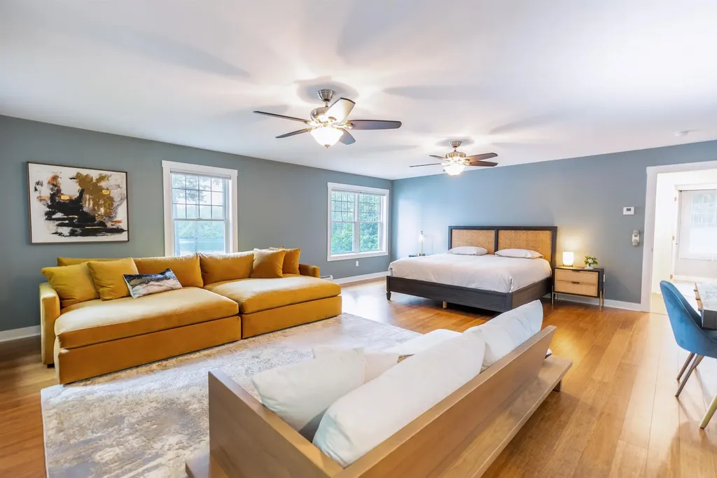 38 West Shore Circle Stoddard NH 03464