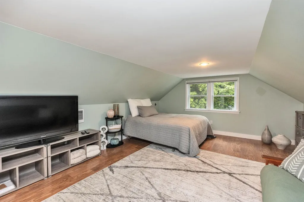 38 West Shore Circle Stoddard NH 03464