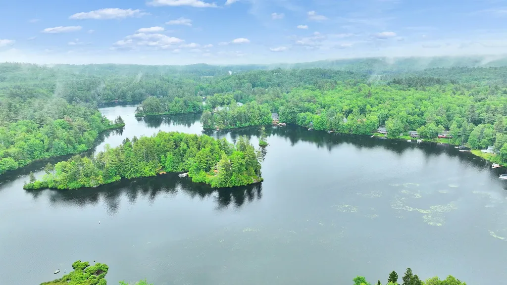 38 West Shore Circle Stoddard NH 03464