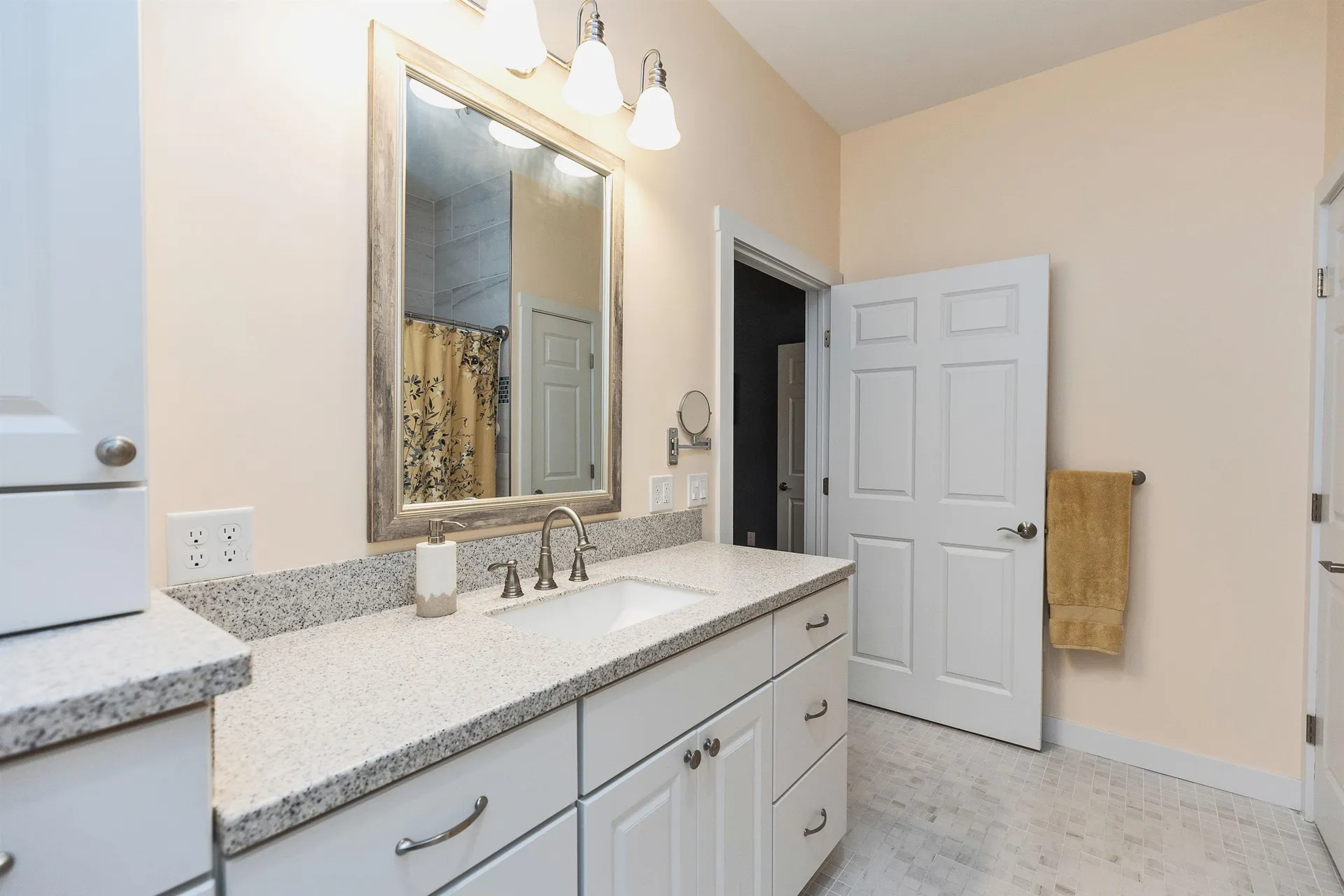 38 West Shore Circle Stoddard NH 03464