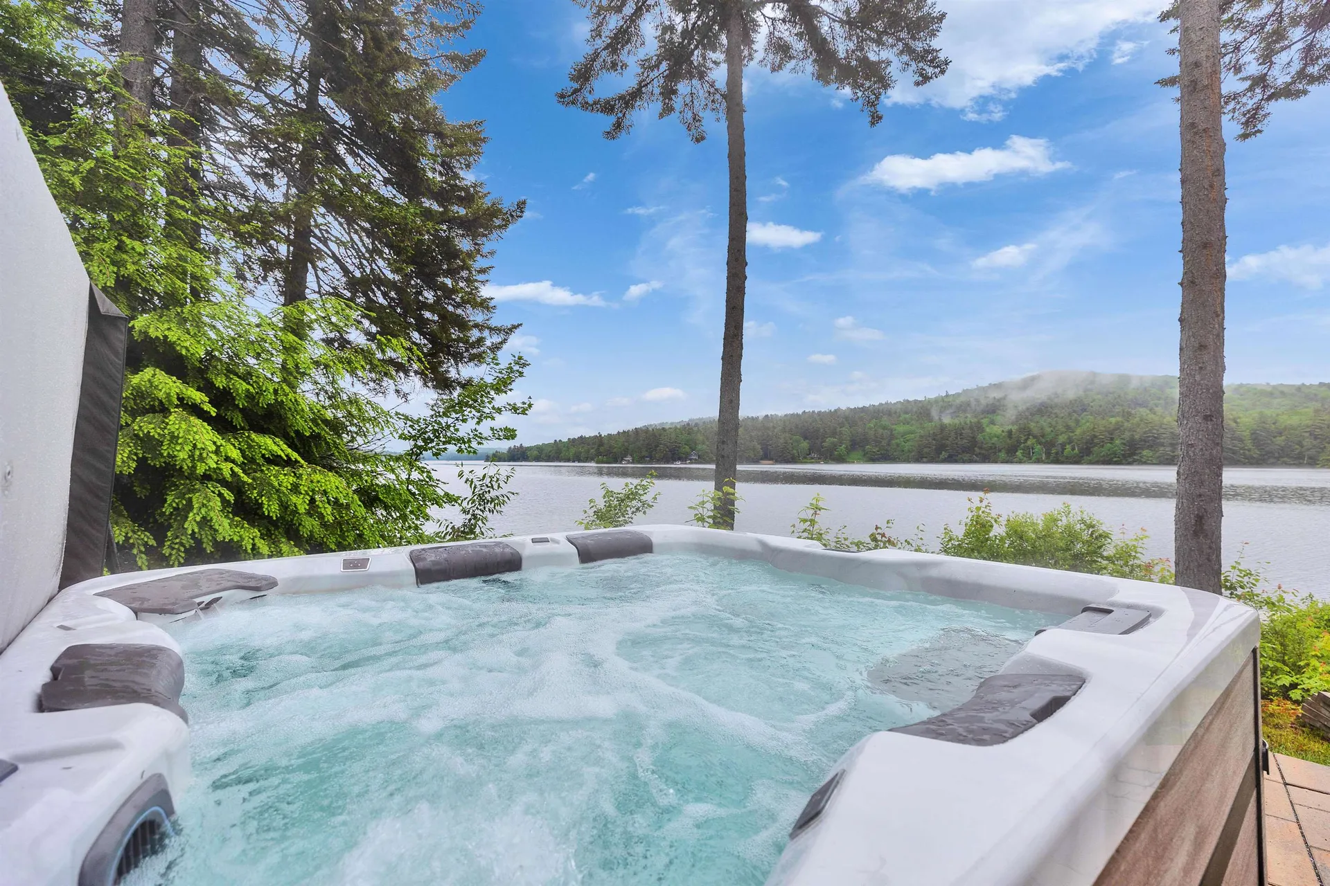 38 West Shore Circle Stoddard NH 03464