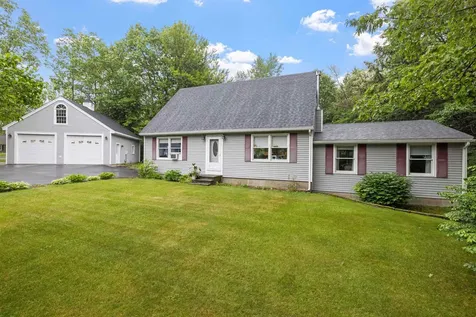 13 Mcneil Road Hillsborough NH 03244