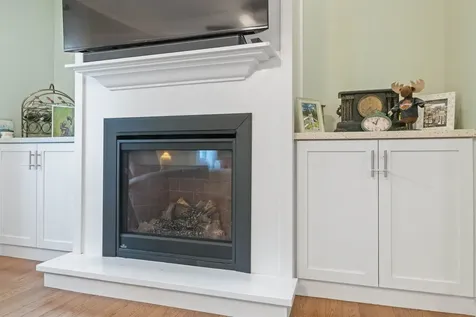 13 Mcneil Road Hillsborough NH 03244