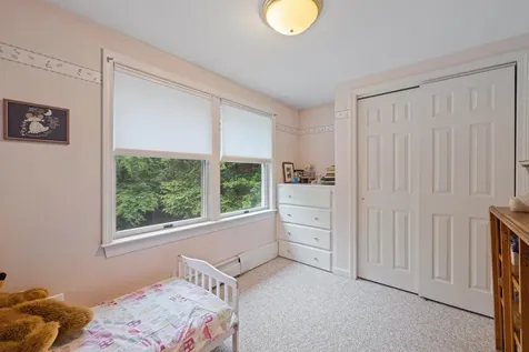 13 Mcneil Road Hillsborough NH 03244