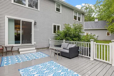 13 Mcneil Road Hillsborough NH 03244