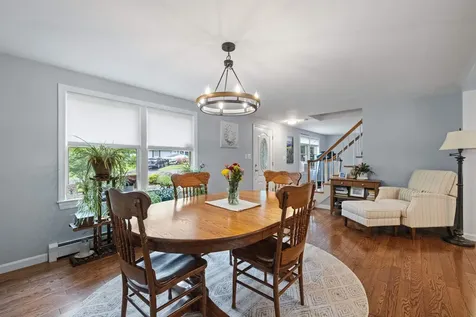 13 Mcneil Road Hillsborough NH 03244