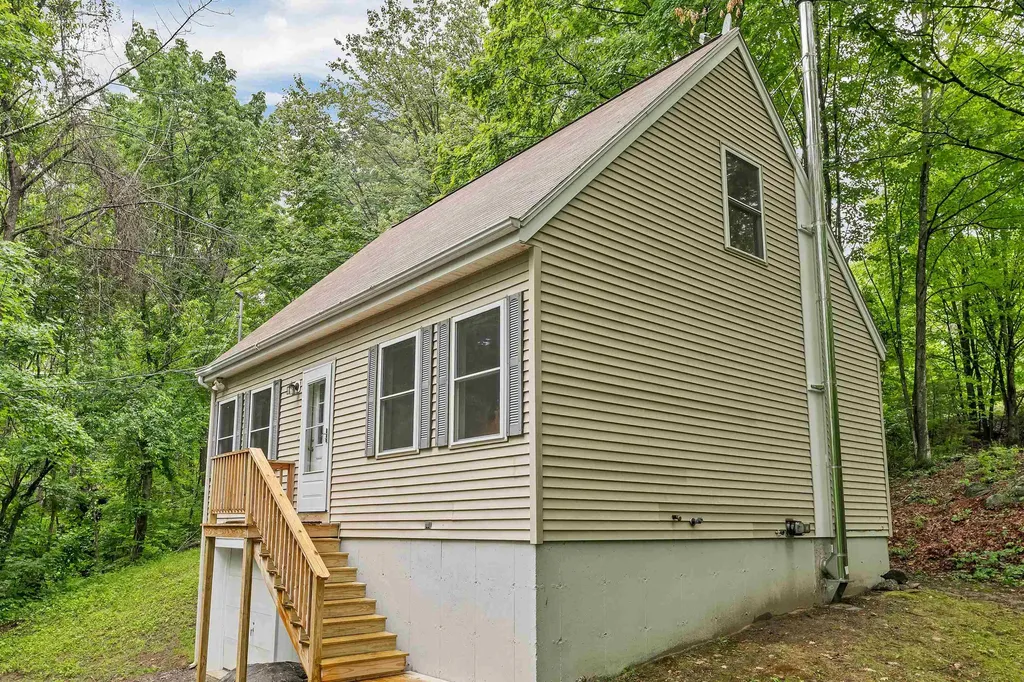 24 Meredith Center Road Meredith NH 03253