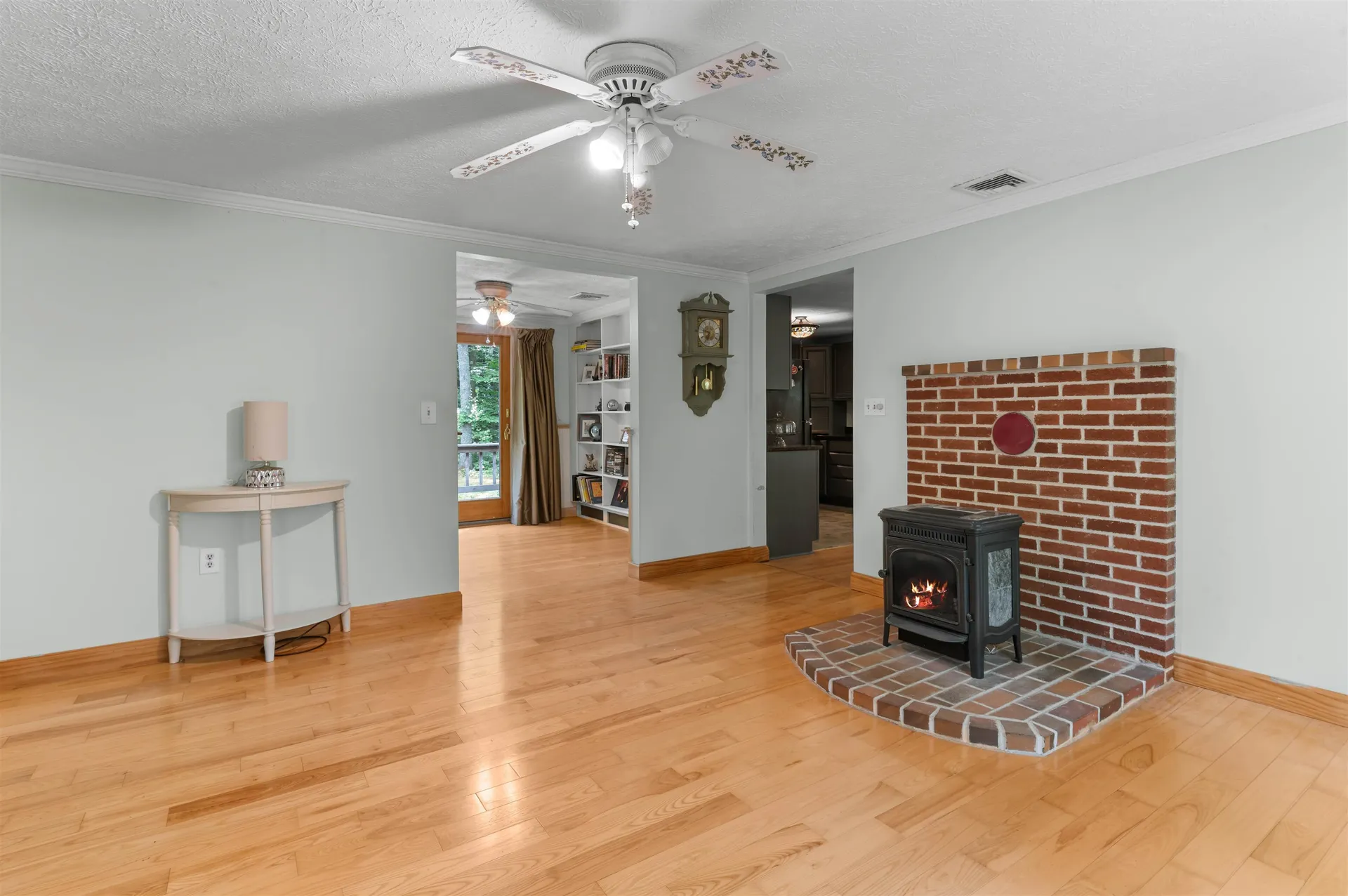 70 Tabor Circle Albany NH 03818