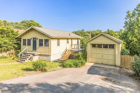 11 Bridge Street Kittery ME 03904-1501