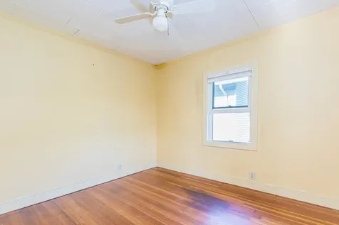 11 Bridge Street Kittery ME 03904-1501