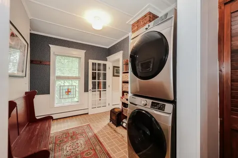 42 Lyndon Street Concord NH 03301