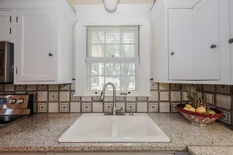 42 Lyndon Street Concord NH 03301