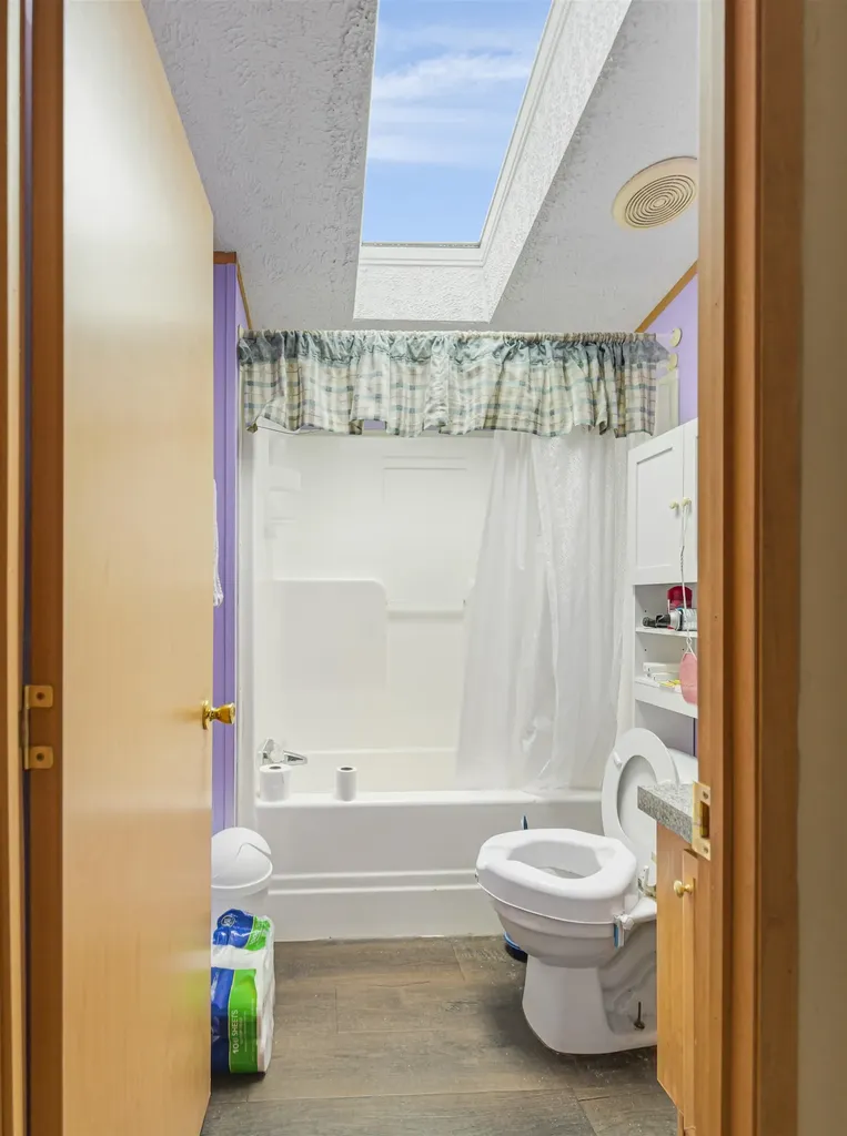 14 Pondview Road Chittenden VT 05737