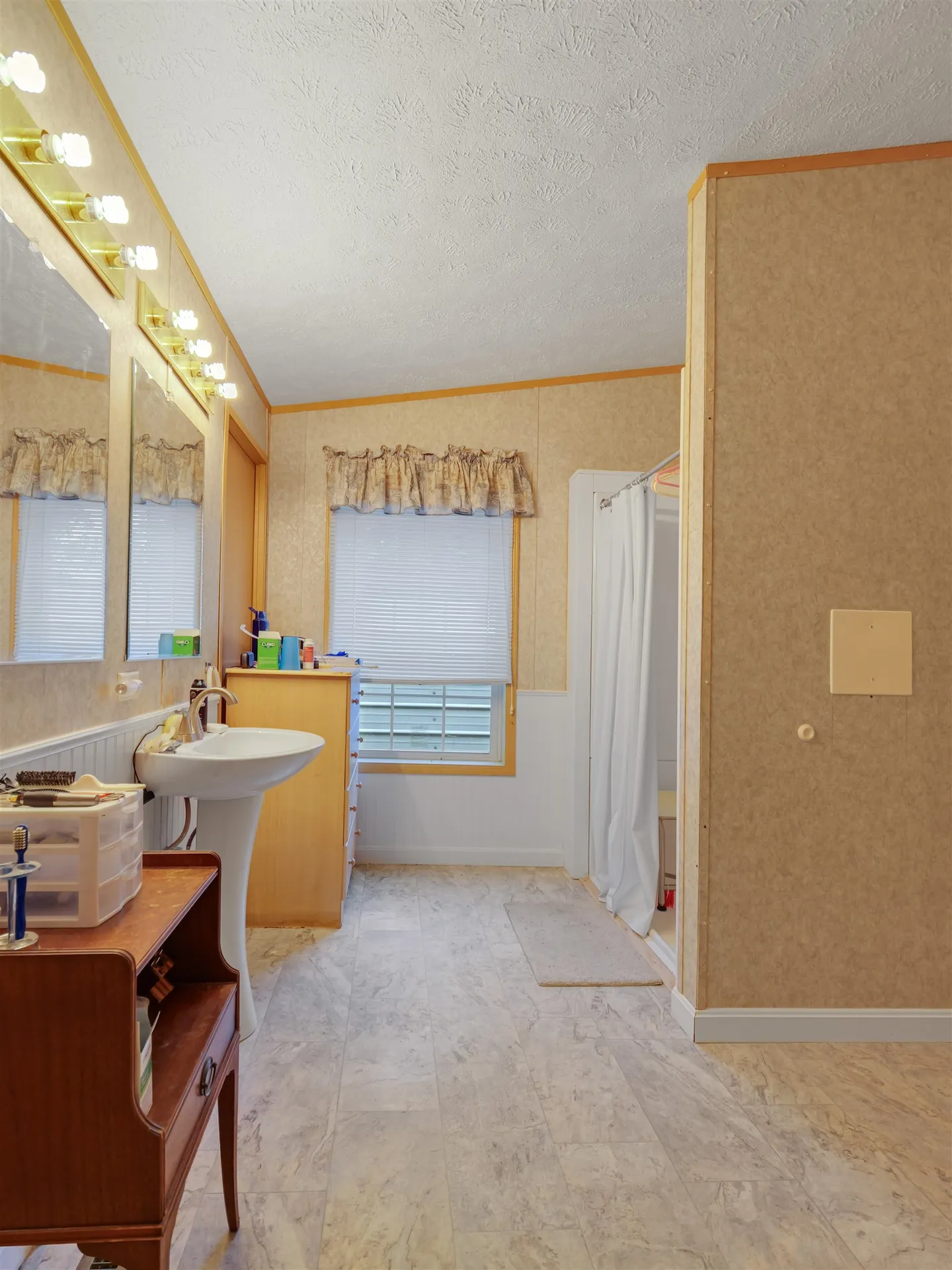 14 Pondview Road Chittenden VT 05737