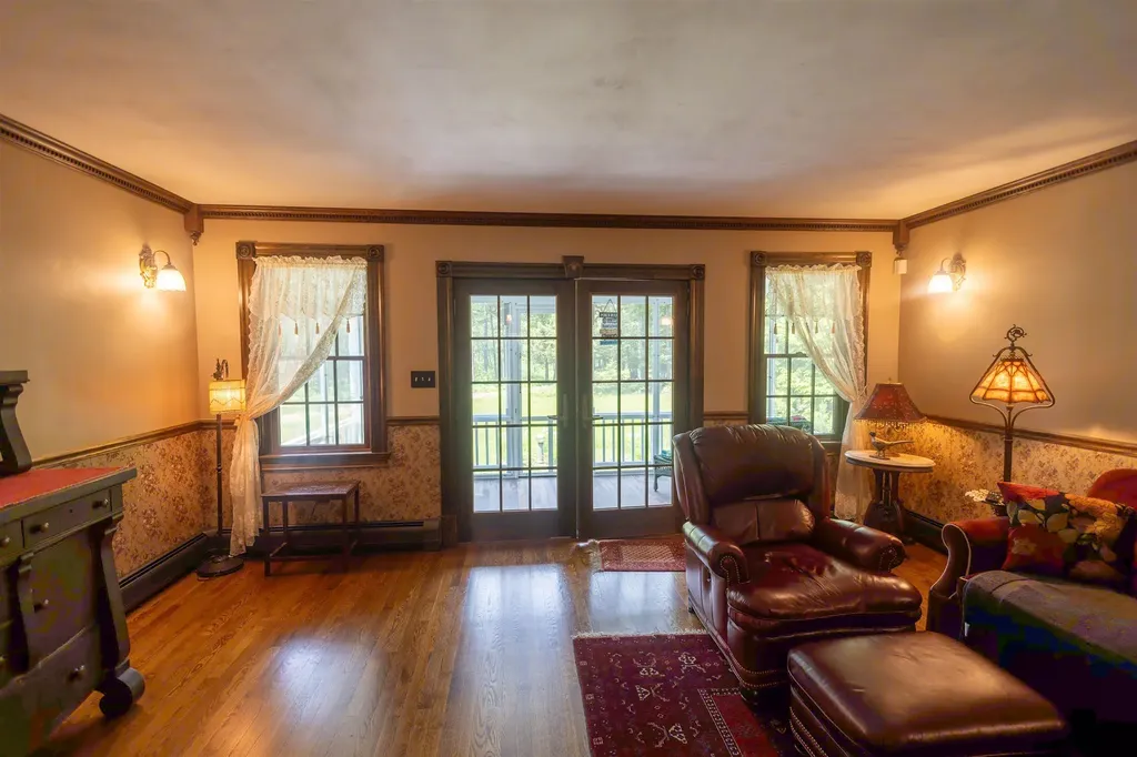 185 Huntress Bridge Road Effingham NH 03882