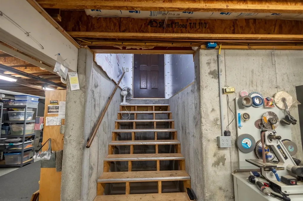 185 Huntress Bridge Road Effingham NH 03882