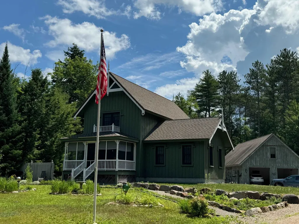 185 Huntress Bridge Road Effingham NH 03882