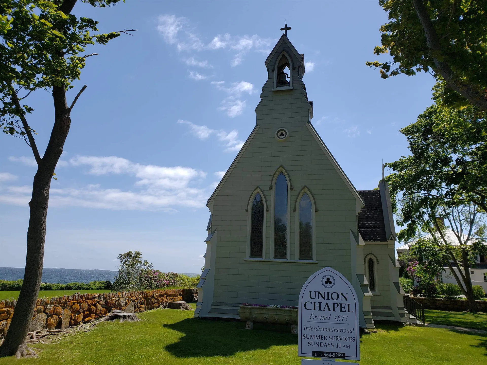 24 Chapel Road North Hampton NH 03862