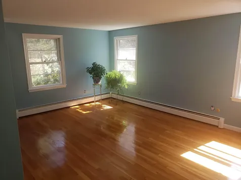 24 Chapel Road North Hampton NH 03862