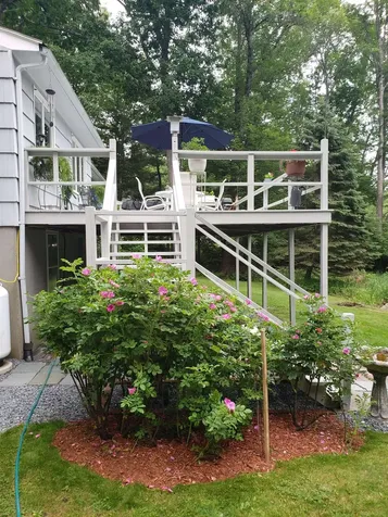 24 Chapel Road North Hampton NH 03862