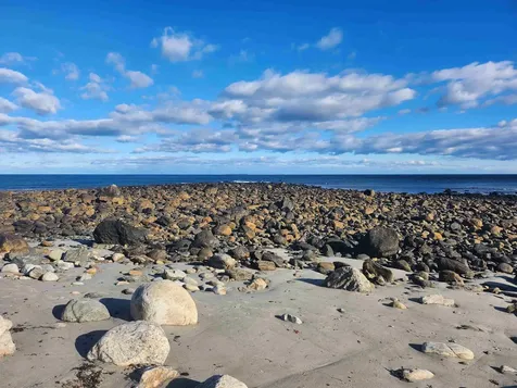 24 Chapel Road North Hampton NH 03862