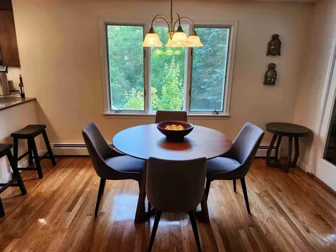 24 Chapel Road North Hampton NH 03862